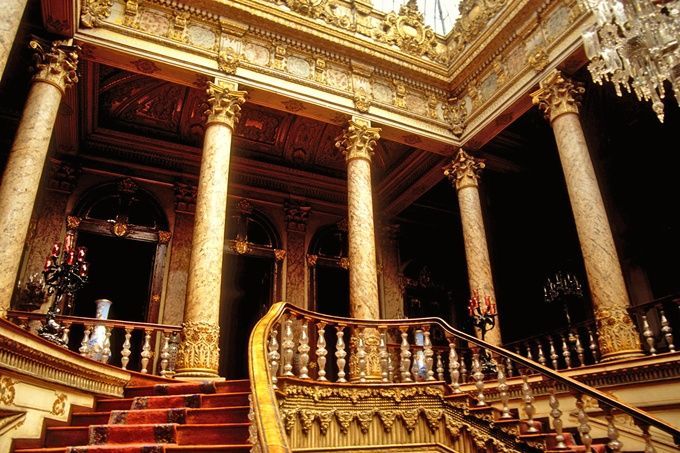 dolmabahce-palace-interior