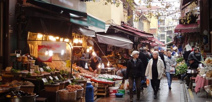 kadikoy-market-street-çarşı-istanbul